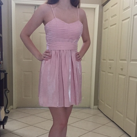 Candie's Pink Dress - Picture 3 of 4