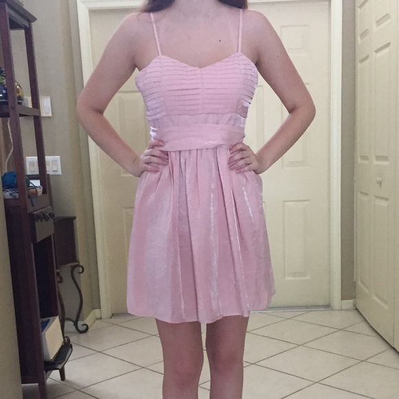 Candie's Pink Dress - Picture 4 of 4