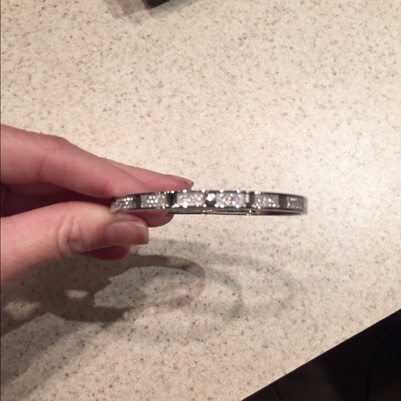 Silver bangle. Hardly wore. More of a gold girl