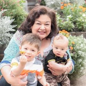 Meet your Posher, Yvette