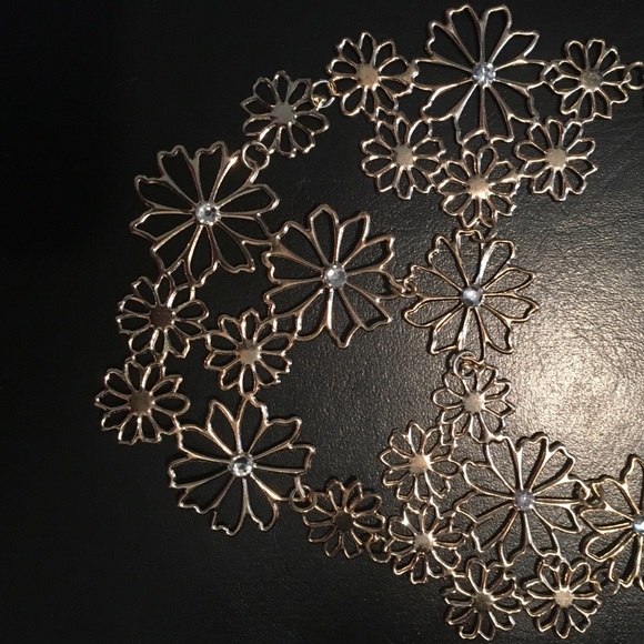 Statement Necklace - Picture 3 of 3