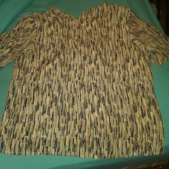 Woman's Shirt