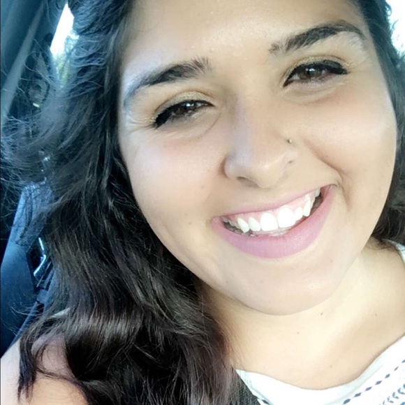 Meet your Posher, Samantha