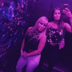 Meet your Posher, Caitlyn