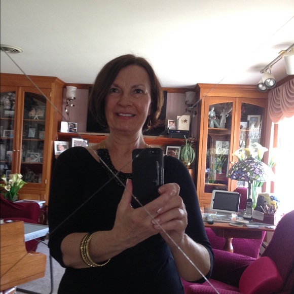 Meet your Posher, Roxanne - Picture 1 of 1