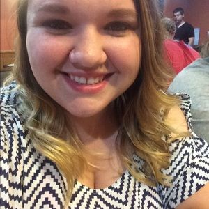 Meet your Posher, Allison