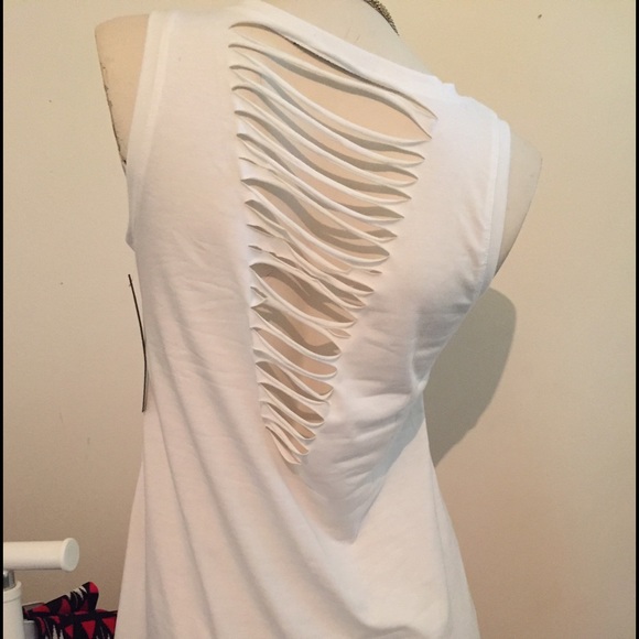 Ripped Top - Picture 2 of 3