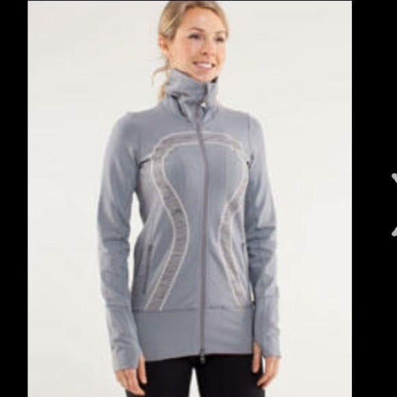 (Rare) LULULEMON IN STRIDE JACKET IN FOSSIL WEE