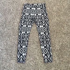 Black and white tribal pattern leggings