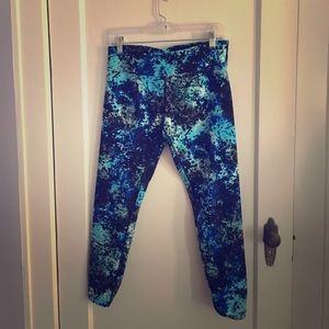 Calvin Klein workout capris