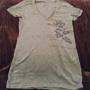 American Eagle V-neck T-Shirt