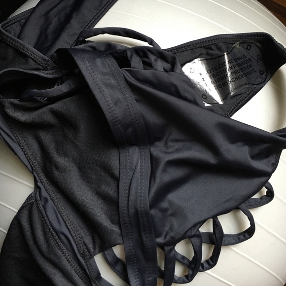 👙HP👙Sexy HighWaist One-Piece Monarch - Picture 6 of 6