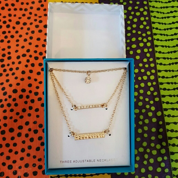 New in box set of 3 necklaces - Picture 1 of 1