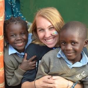 Meet your Posher, Brooke