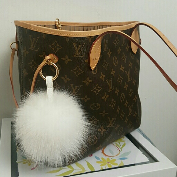 2016 New Fashion 100% Real Fox Fur Ball Keychain W - Picture 3 of 3