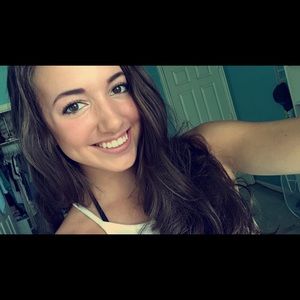 Meet your Posher, Brianna