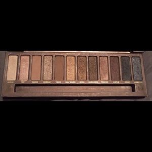Naked pallete only used a few times