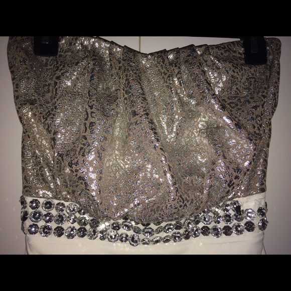 Dress - Picture 2 of 4