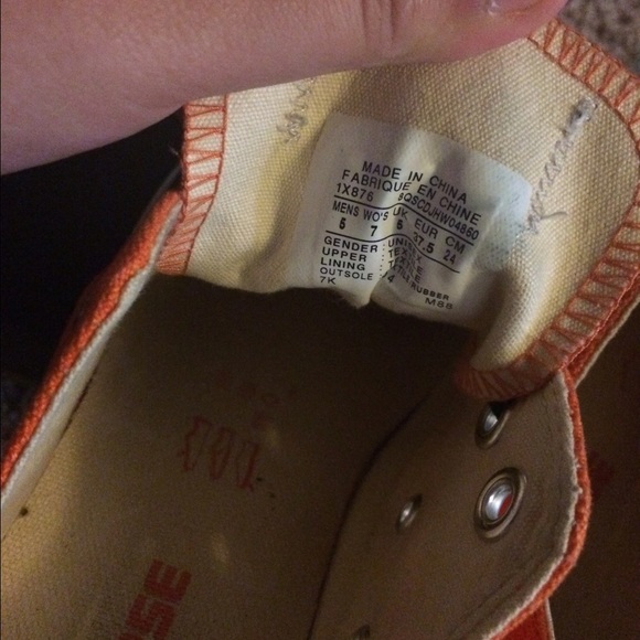 Converse - Picture 3 of 3