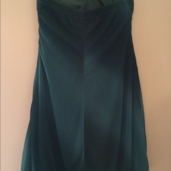 Dress - Picture 4 of 4