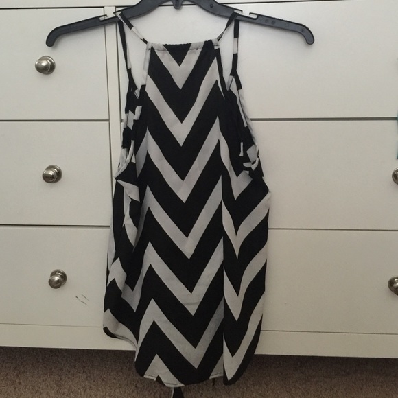 Tank top - Picture 3 of 3