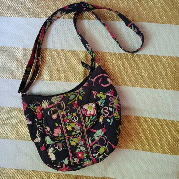 Vera Bradley crossbody purse in Ribbons