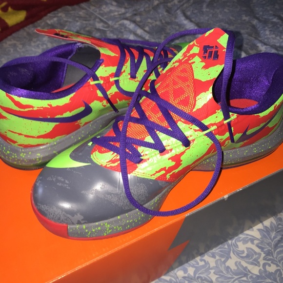 KD VI