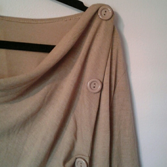 Sweater - Picture 2 of 4