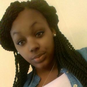 Meet your Posher, Kira