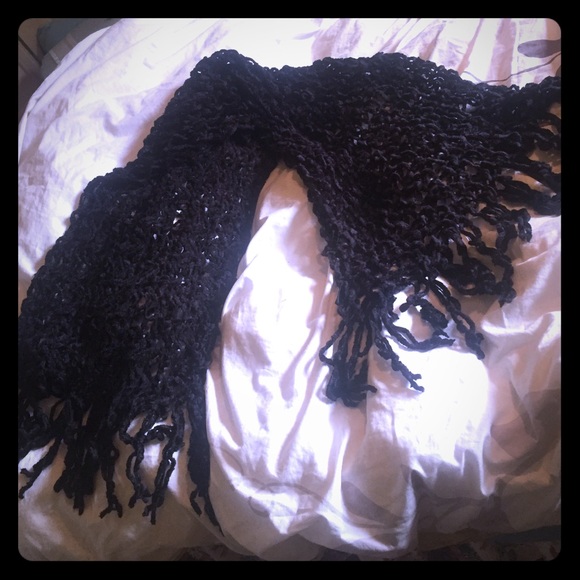Super Soft Black Scarf, Saks 5th Ave. fringed. - Picture 1 of 4