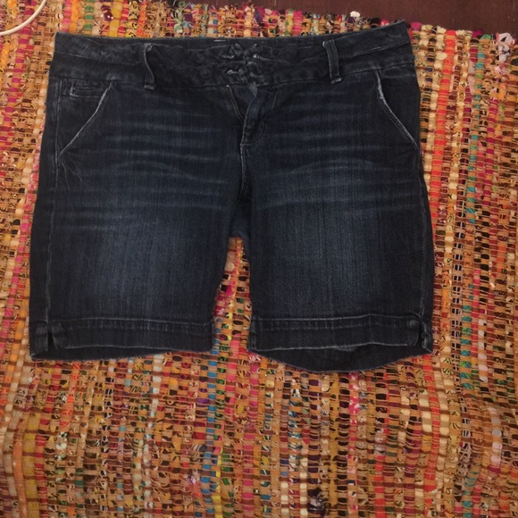 American Eagle Bermuda shorts