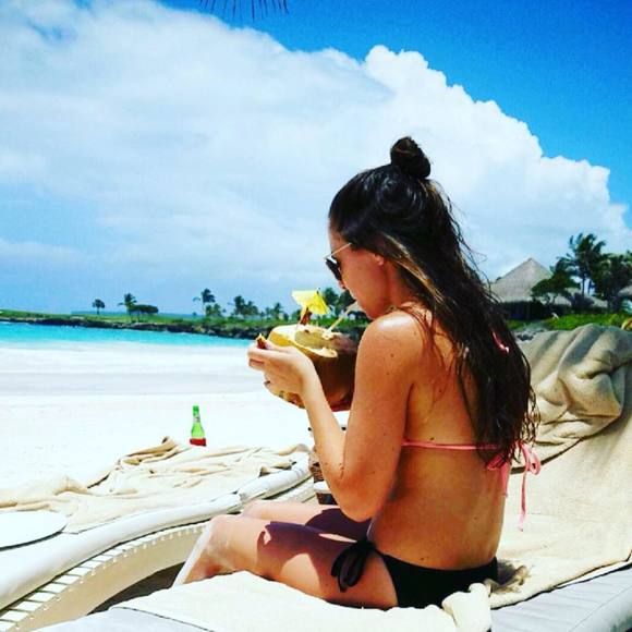 Meet your Posher, Hayley - Picture 1 of 1