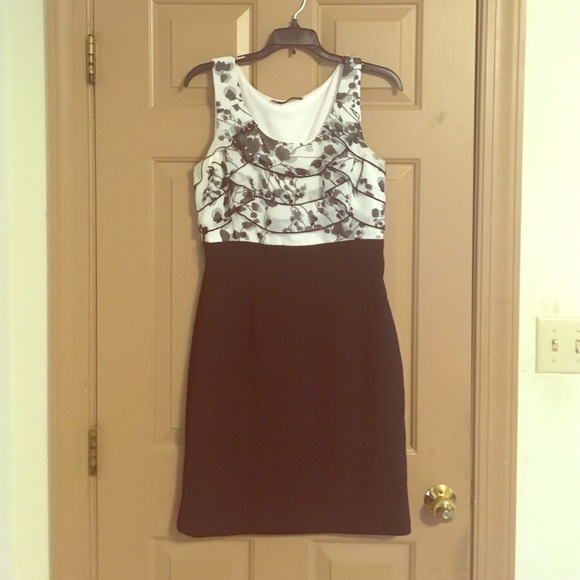 Floral print pencil dress Maurice's size 9/10