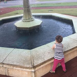 Meet your Posher, Casey