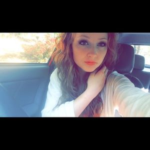 Meet your Posher, Lydia