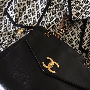 Authentic Vintage Chanel Tote w/ CC Logo Ball