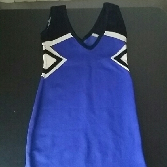 Dress - Picture 2 of 2