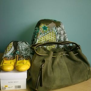 Kenneth Cole Nubuck E/W Drawstring Bag - Green