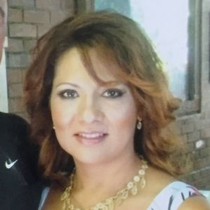 Meet your Posher, Ana