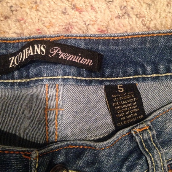 Zco Jean shorts - Picture 2 of 3