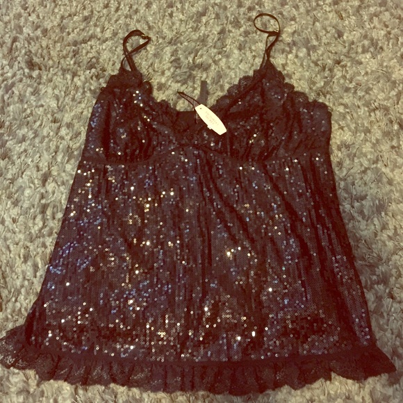 VS lingerie top NWT