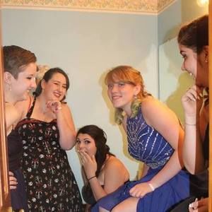 Meet your Posher, Holly