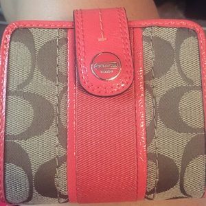 CORAL COACH WALLET