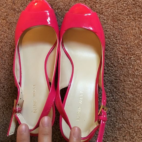 Heels - Picture 2 of 3