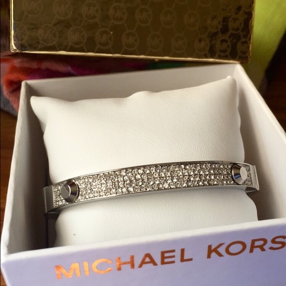 Michael kors silver bracelet with glitz new arrivals