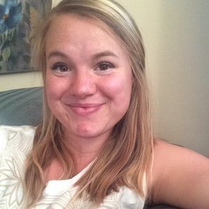 Meet your Posher, Lovelle