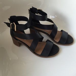 Steve Madden Black Sandal