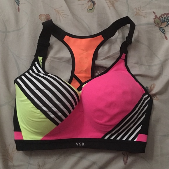 Victoria's Secret sports bra 34ddd