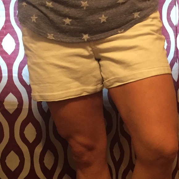 Plus size old navy shorts - Picture 1 of 3