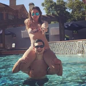 Meet your Posher, Ale